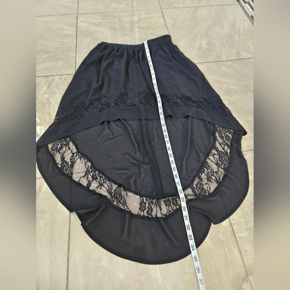 Forever 21 High Low Skirt Size Medium - Picture 11 of 16